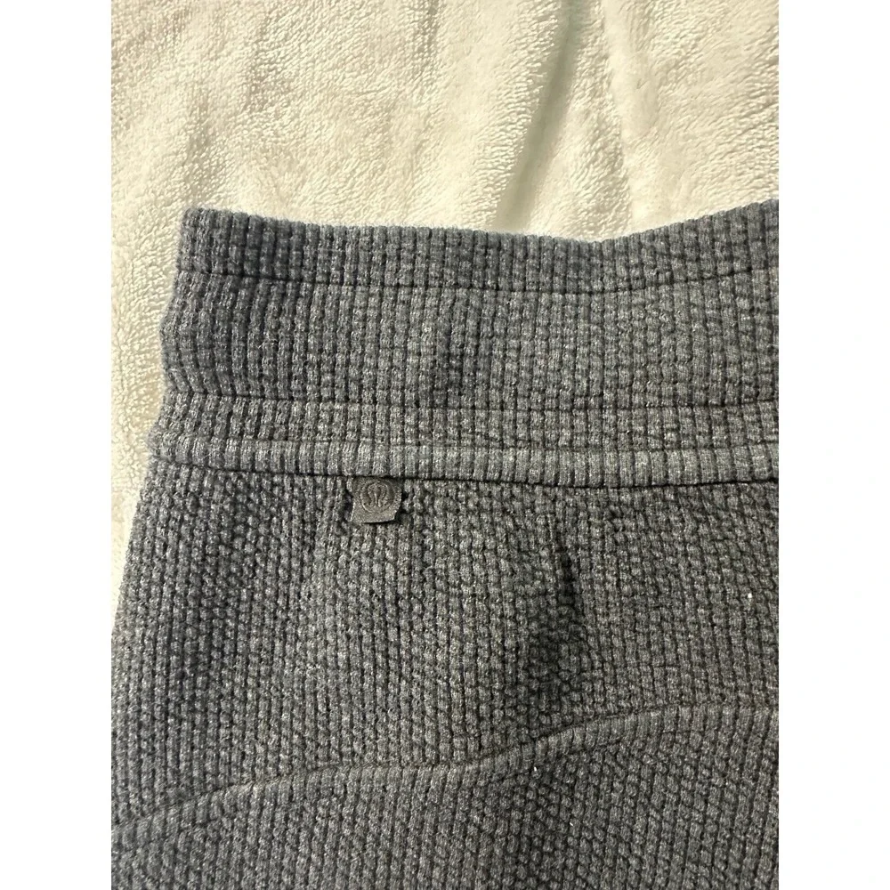 Lululemon ribbed high rise‎ jogger 25
